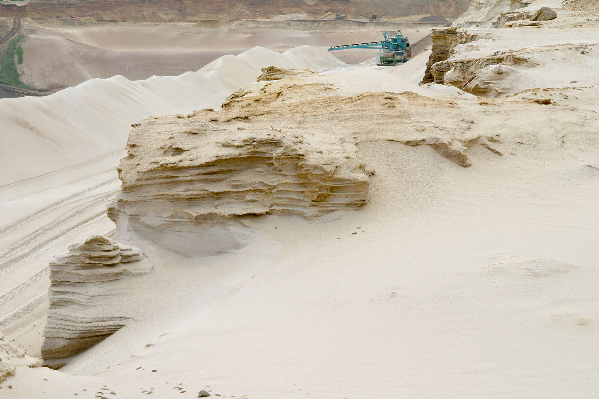 Sand1